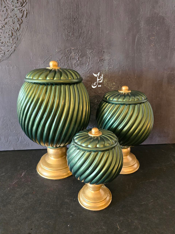 ست بانکه دکوری سهتایی سبز طلایی مدل کلاسیک مناسب گل طبیعی و مصنوعی